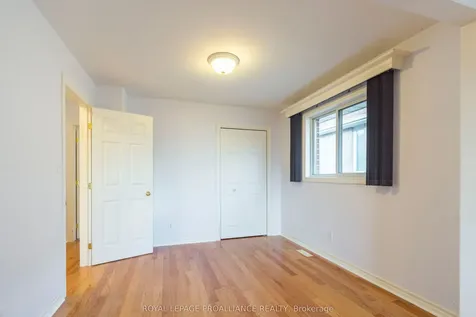 18 Simcoe Drive Belleville ON K8N 4Z5