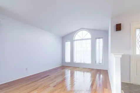 18 Simcoe Drive Belleville ON K8N 4Z5