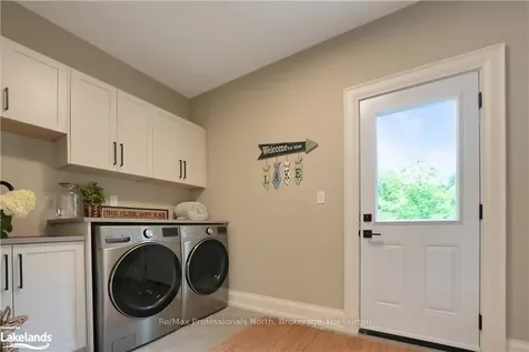 1360 Wonderland Road Dysart Et Al ON K0M 1S0