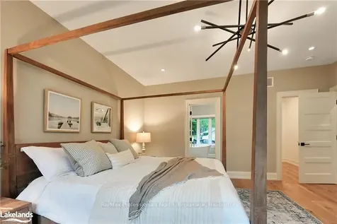 1360 Wonderland Road Dysart Et Al ON K0M 1S0