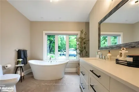 1360 Wonderland Road Dysart Et Al ON K0M 1S0