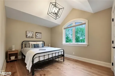 1360 Wonderland Road Dysart Et Al ON K0M 1S0