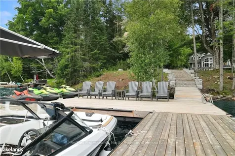 1360 Wonderland Road Dysart Et Al ON K0M 1S0