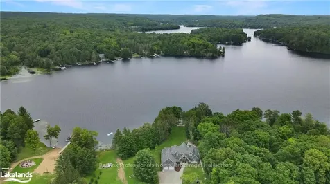 1360 Wonderland Road Dysart Et Al ON K0M 1S0