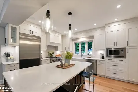 1360 Wonderland Road Dysart Et Al ON K0M 1S0