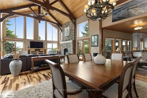 2 Rockcliffe Drive S Carling ON P0G 1G0