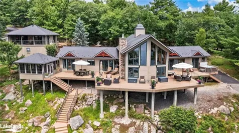 2 Rockcliffe Drive S Carling ON P0G 1G0