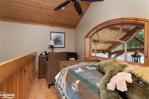 2 Rockcliffe Drive S Carling ON P0G 1G0