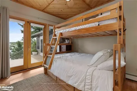 2 Rockcliffe Drive S Carling ON P0G 1G0