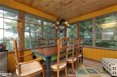 2 Rockcliffe Drive S Carling ON P0G 1G0