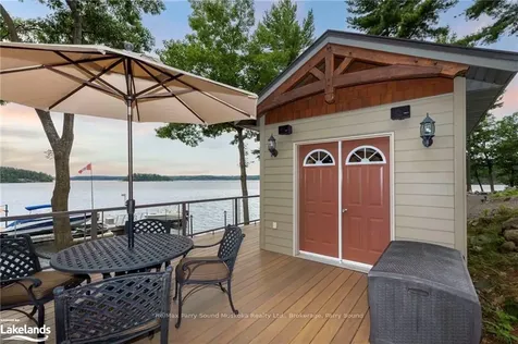 2 Rockcliffe Drive S Carling ON P0G 1G0