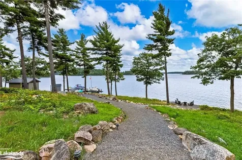 2 Rockcliffe Drive S Carling ON P0G 1G0