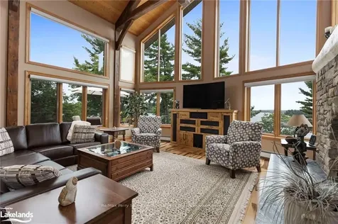 2 Rockcliffe Drive S Carling ON P0G 1G0