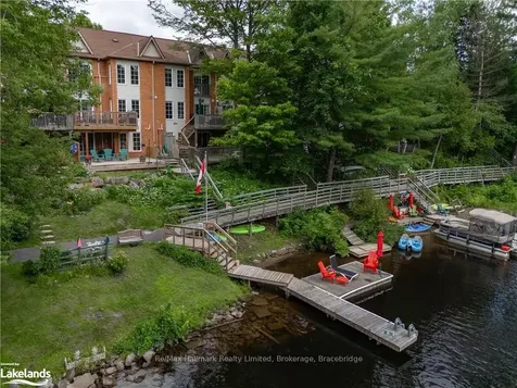 18 Liza Crescent Bracebridge ON P1L 1G4