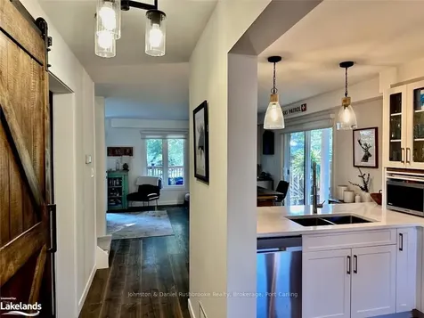 11 Shoreline Drive N/a Bracebridge ON P1L 1Z3