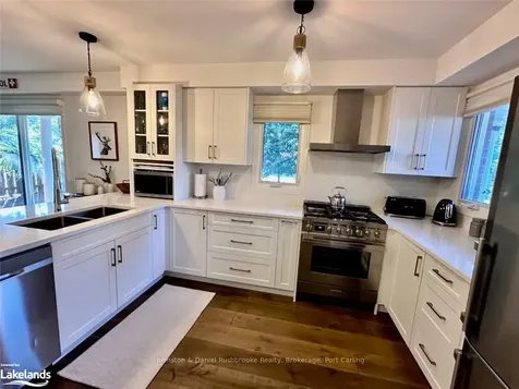 11 Shoreline Drive N/a Bracebridge ON P1L 1Z3