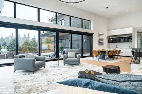 102 Salzburg Place Blue Mountains ON L9Y 0S2