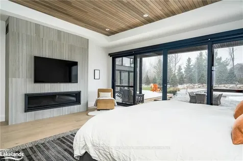 102 Salzburg Place Blue Mountains ON L9Y 0S2