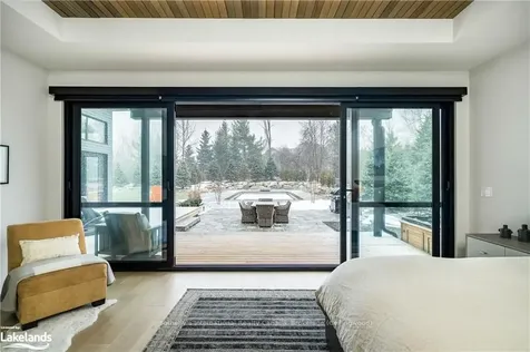 102 Salzburg Place Blue Mountains ON L9Y 0S2