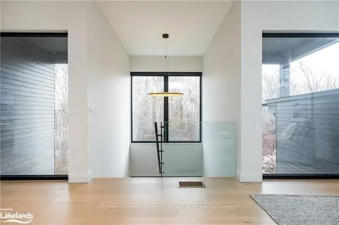 102 Salzburg Place Blue Mountains ON L9Y 0S2