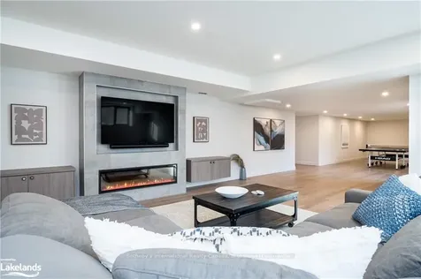 102 Salzburg Place Blue Mountains ON L9Y 0S2