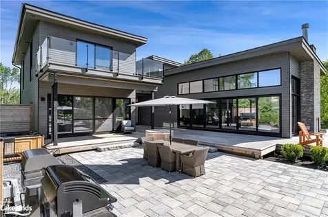 102 Salzburg Place Blue Mountains ON L9Y 0S2