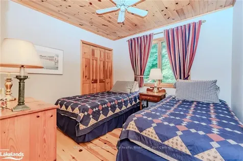 1120 Hamills Point Road Muskoka Lakes ON P0B 1J0