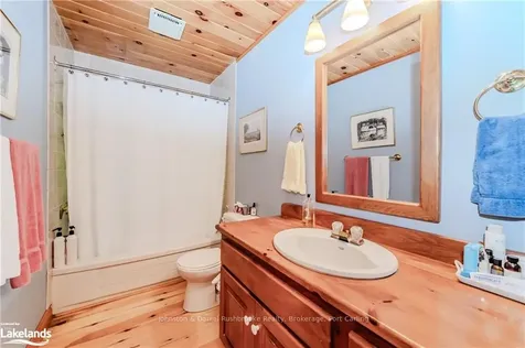 1120 Hamills Point Road Muskoka Lakes ON P0B 1J0