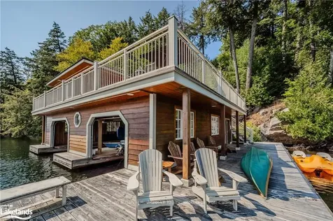 1120 Hamills Point Road Muskoka Lakes ON P0B 1J0