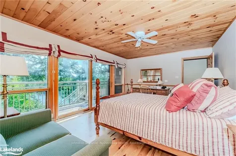 1120 Hamills Point Road Muskoka Lakes ON P0B 1J0