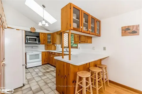 197 Rowanwood Lane Huntsville ON P0B 1M0