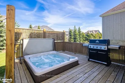 150 National Drive Blue Mountains ON L9Y 0B7