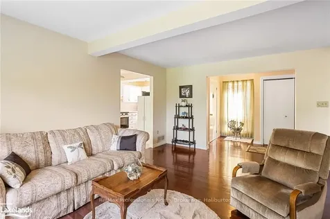 1053 Pennycook Lane Minden Hills ON K0M 2K0