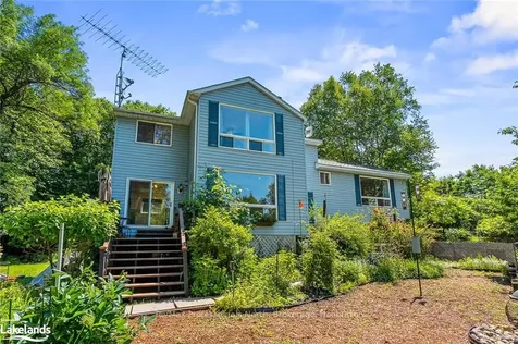 1053 Pennycook Lane Minden Hills ON K0M 2K0
