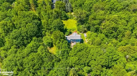 1053 Pennycook Lane Minden Hills ON K0M 2K0