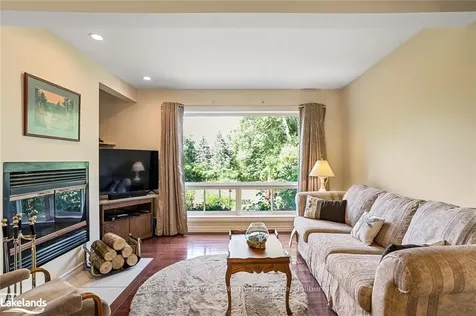 1053 Pennycook Lane Minden Hills ON K0M 2K0