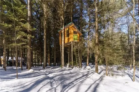 1374 Purbrook Road Bracebridge ON P1L 1X3