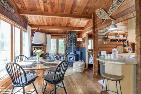 1079 Fire Route 11 N/a E Gravenhurst ON P1P 1R3