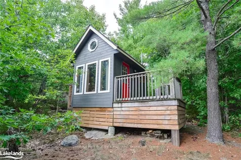 1079 Fire Route 11 N/a E Gravenhurst ON P1P 1R3