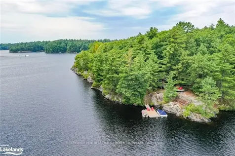 1079 Fire Route 11 N/a E Gravenhurst ON P1P 1R3