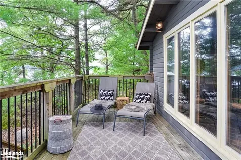 1079 Fire Route 11 N/a E Gravenhurst ON P1P 1R3