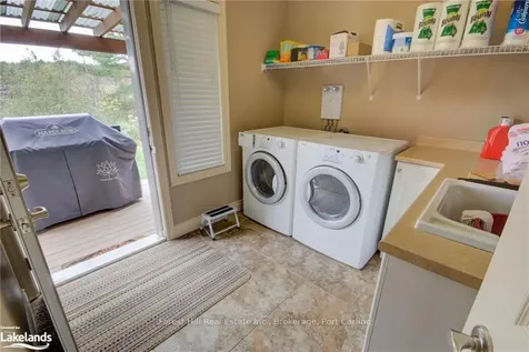 420 Cedar Lane Bracebridge ON P1L 0H2