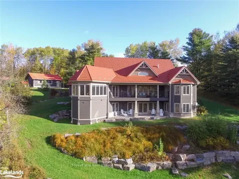 420 Cedar Lane Bracebridge ON P1L 0H2