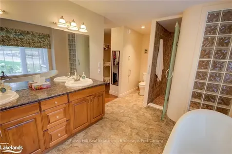 420 Cedar Lane Bracebridge ON P1L 0H2