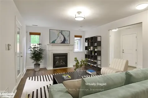 215 Forest Glen Drive Gravenhurst ON P1P 1A1