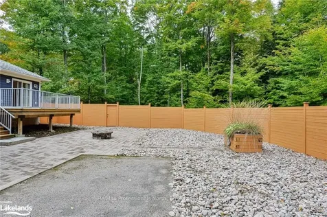 215 Forest Glen Drive Gravenhurst ON P1P 1A1