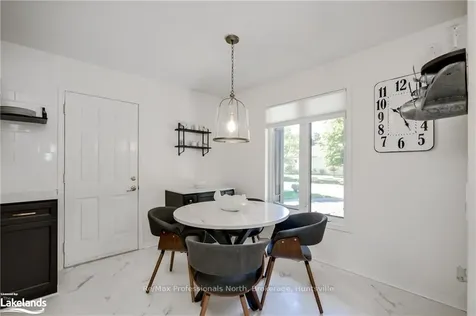 82 Pine Ridge Gate Gravenhurst ON P1P 1Y4