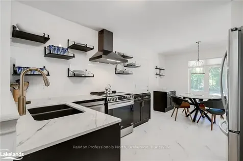 82 Pine Ridge Gate Gravenhurst ON P1P 1Y4