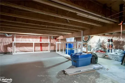 82 Pine Ridge Gate Gravenhurst ON P1P 1Y4