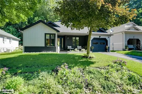 82 Pine Ridge Gate Gravenhurst ON P1P 1Y4